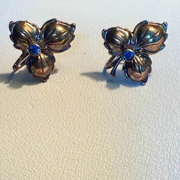 VTG ~ Sterling Silver Leaf Earrings With Blue Rhinestone  Very Old ~ Screw Backs - Picture 1 of 5